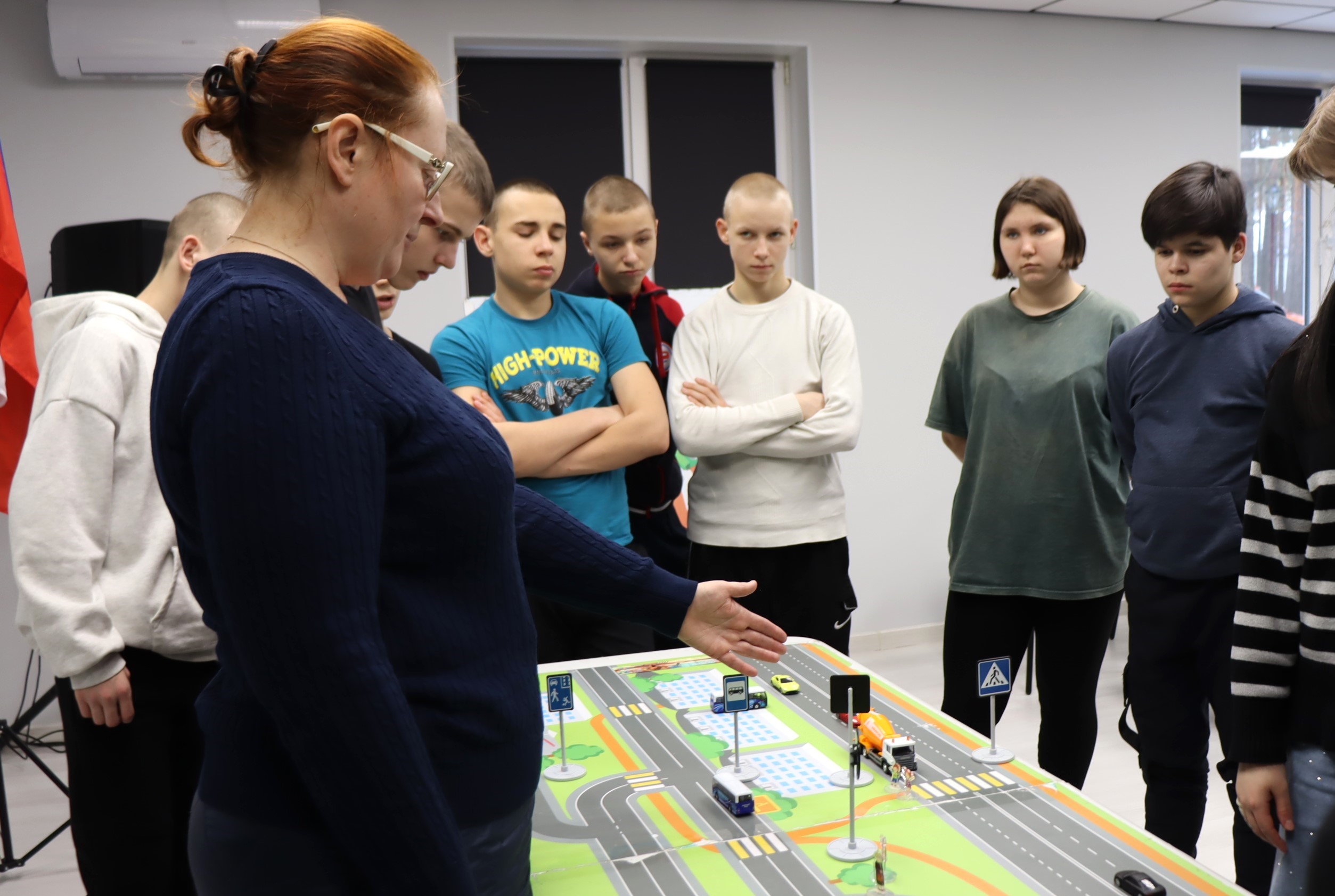 «Лаборатория безопасности» в гостях у воспитанников проекта «Ступени»
