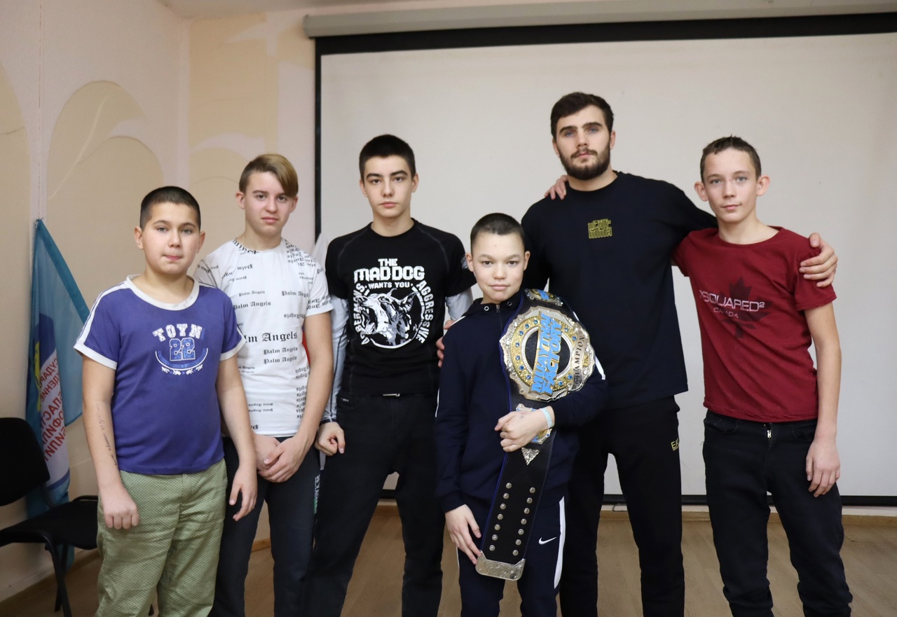 Именитые спортсмены мирового уровня встретились с воспитанниками проекта «Степени»