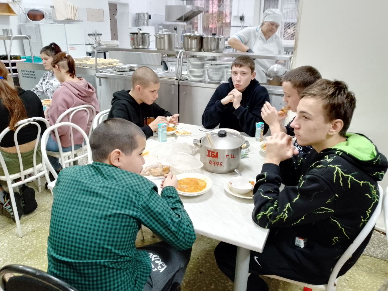 «Спасибо нашим поварам!»