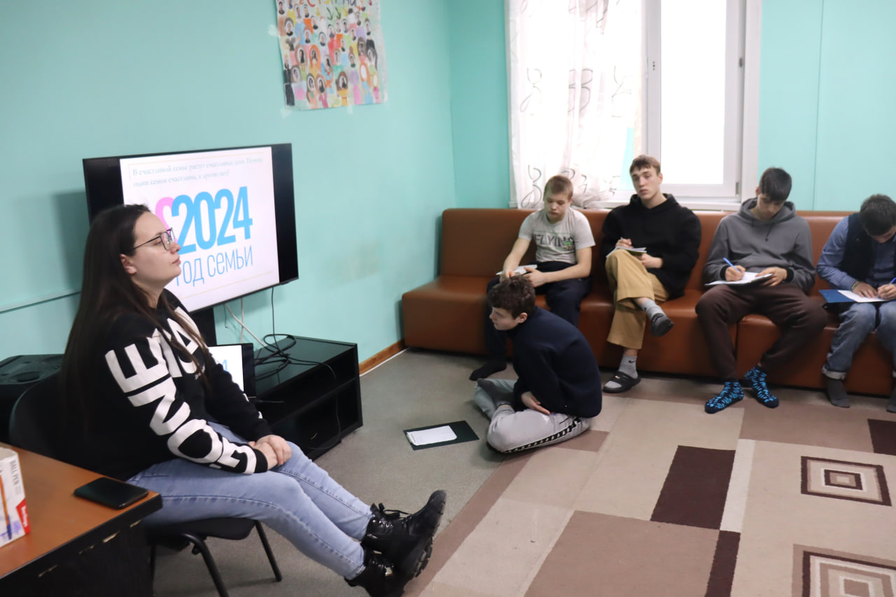 ВИДЕОРЕПОРТАЖ: тренинг "С любовью в семье" на проекте "Ступени"