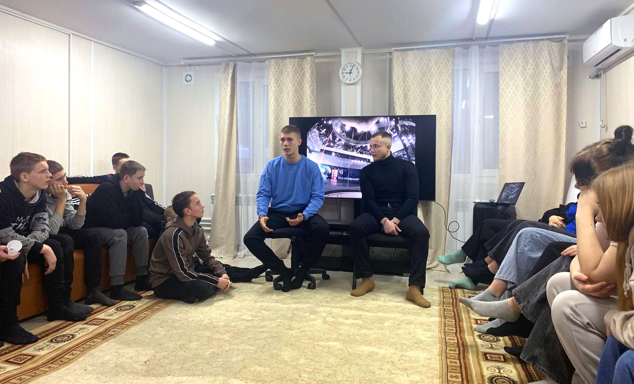 На проекте "Ступени" состоялась встреча со спортсменами аэротрубного спорта